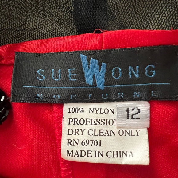 Sue Wong Beaded Red Black Mesh Gown Size 12 - Picture 12 of 12